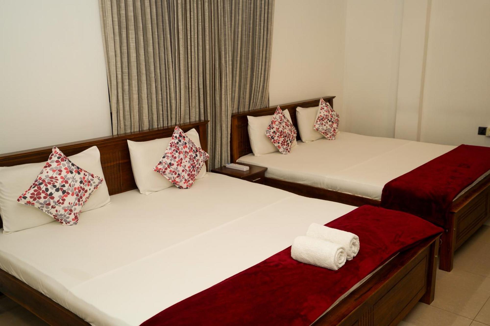 Airport 4 Season Transit Hotel Katunayaka Dış mekan fotoğraf