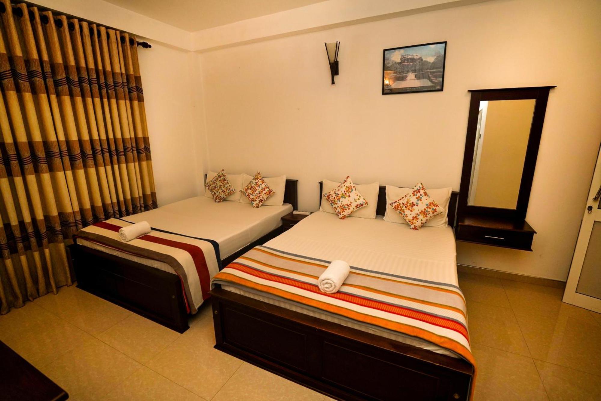 Airport 4 Season Transit Hotel Katunayaka Dış mekan fotoğraf