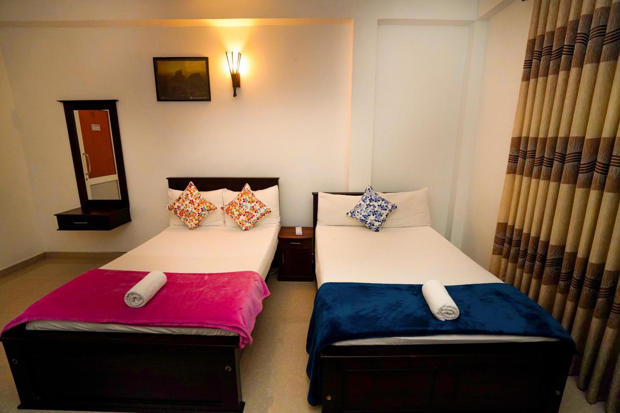 Airport 4 Season Transit Hotel Katunayaka Dış mekan fotoğraf