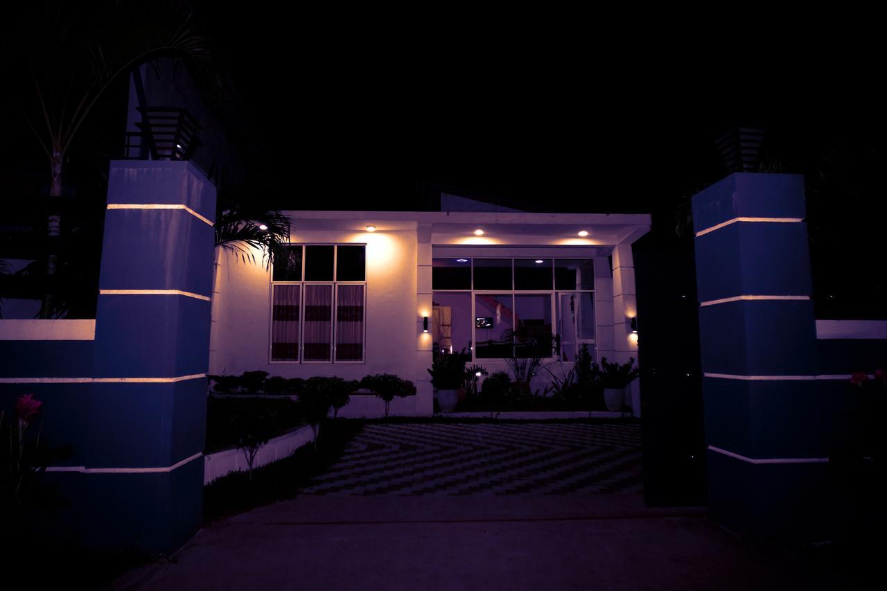 Airport 4 Season Transit Hotel Katunayaka Dış mekan fotoğraf